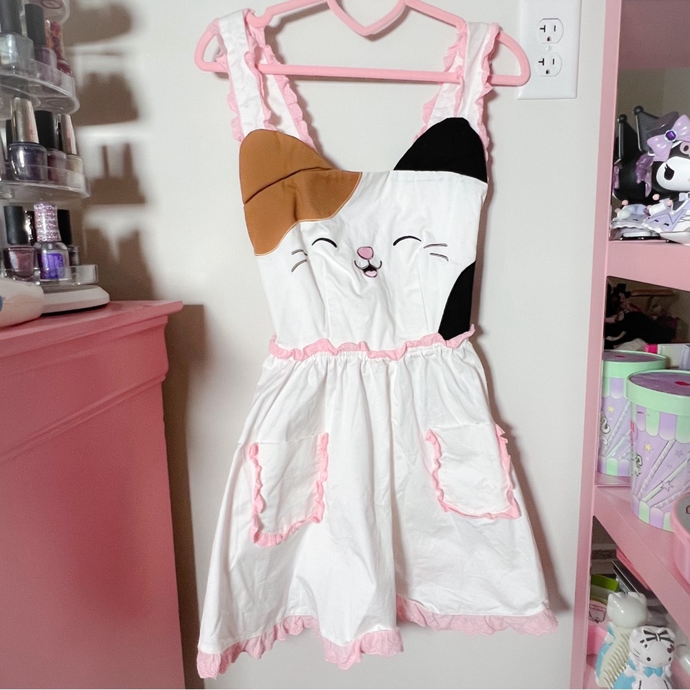 Sold🐱NWOT squishmallows dolls kill dress